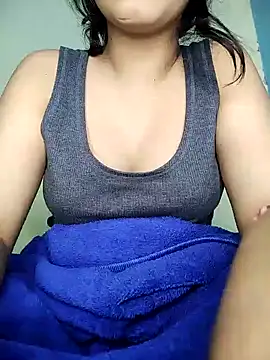 hottysameera online show from January 10, 2025, 3:27 pm