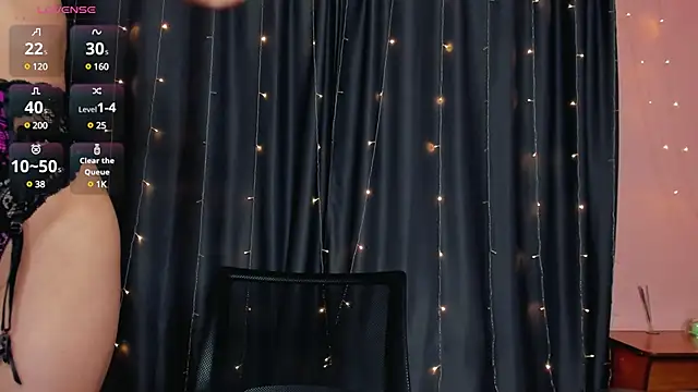 Snapshot of cross_the_line chatting on March 8, 2025, 3:24 pm cross the line online show from March 8, 2025, 3:24 pm