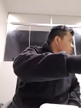 Snapshot of zeta29 chatting on October 19, 2025, 5:10 am zeta29 online show from October 19, 2025, 5:10 am