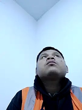 Snapshot of zeta29 chatting on September 22, 2025, 3:45 am zeta29 online show from September 22, 2025, 3:45 am