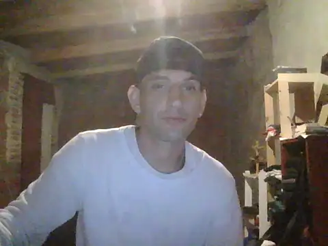 Snapshot of elsaiya chatting on February 15, 2025, 3:42 am elsaiya online show from February 15, 2025, 3:42 am