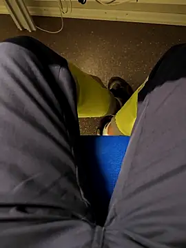 coppiapazza online show from October 8, 2025, 8:31 pm