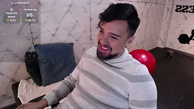 Snapshot of Edward_max chatting on October 1, 2025, 3:44 am Edward max online show from October 1, 2025, 3:44 am