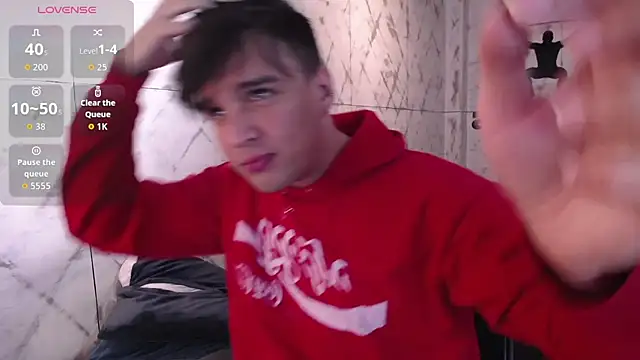 Snapshot of Edward_max chatting on October 11, 2025, 3:51 am Edward max online show from October 11, 2025, 3:51 am