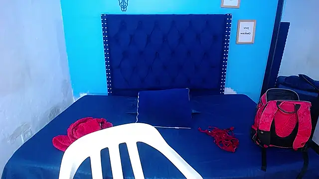 Snapshot of kinky_redhead18 chatting on October 7, 2025, 1:12 pm kinky redhead18 online show from October 7, 2025, 1:12 pm