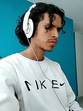 Snapshot of TheBlessedSide chatting on September 28, 2025, 4:25 pm TheBlessedSide online show from September 28, 2025, 4:25 pm