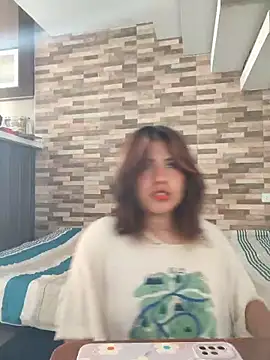 Elsa sweet online show from May 25, 2026, 8:40 pm