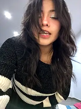 Elsa sweet online show from October 6, 2025, 3:19 am