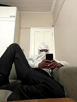 Snapshot of Mischevous_T69 chatting on September 29, 2025, 11:16 am Mischevous T69 online show from September 29, 2025, 11:16 am