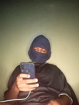 Snapshot of Mischevous_T69 chatting on December 5, 2024, 8:17 pm Mischevous T69 online show from December 5, 2024, 8:17 pm