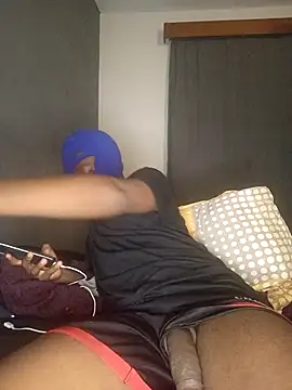 Snapshot of Mischevous_T69 chatting on March 20, 2025, 7:14 pm Mischevous T69 online show from March 20, 2025, 7:14 pm