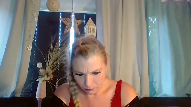 DevilsAngel13 online show from September 27, 2025, 7:58 am