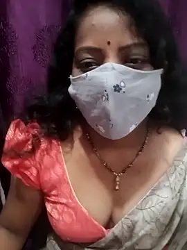 Snapshot of Manisha-Love chatting on October 18, 2025, 12:56 am Manisha-Love online show from October 18, 2025, 12:56 am