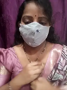 Snapshot of Manisha-Love chatting on October 6, 2025, 2:29 pm Manisha-Love online show from October 6, 2025, 2:29 pm