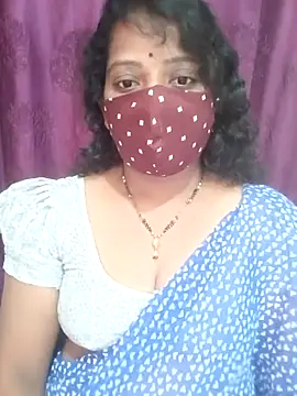 Snapshot of Manisha-Love chatting on October 11, 2025, 4:02 am Manisha-Love online show from October 11, 2025, 4:02 am