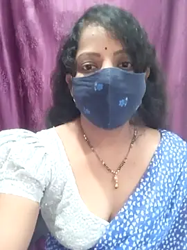 Snapshot of Manisha-Love chatting on October 21, 2025, 12:11 am Manisha-Love online show from October 21, 2025, 12:11 am