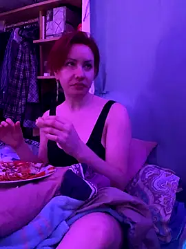 Nina-Chick777 online show from October 29, 2025, 4:00 am