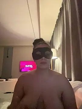 Snapshot of liakaras chatting on February 4, 2025, 10:13 pm liakaras online show from February 4, 2025, 10:13 pm