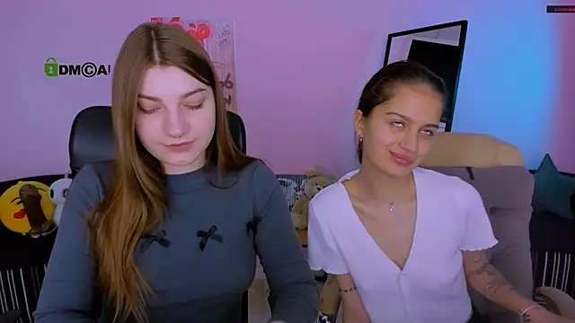 Snapshot of pure_radiance1 chatting on October 7, 2025, 6:25 am pure radiance1 online show from October 7, 2025, 6:25 am