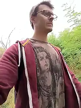 Snapshot of Rosieflo chatting on September 17, 2025, 10:06 am Rosieflo online show from September 17, 2025, 10:06 am