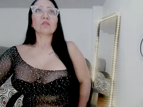 Snapshot of Hanna-33 chatting on September 23, 2025, 7:54 pm Hanna-33 online show from September 23, 2025, 7:54 pm