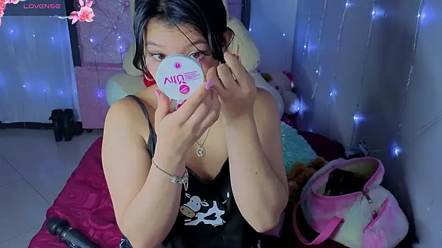 Snapshot of keyla_meow chatting on October 21, 2025, 9:14 pm keyla meow online show from October 21, 2025, 9:14 pm