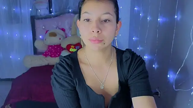 Snapshot of keyla_meow chatting on October 17, 2025, 10:22 pm keyla meow online show from October 17, 2025, 10:22 pm