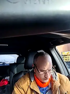 hardandready3523 online show from March 4, 2025, 1:38 pm