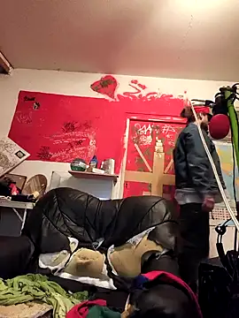 Ozomitro online show from October 2, 2025, 4:54 pm