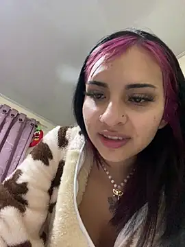 Hilary pinkk online show from February 19, 2025, 2:23 am