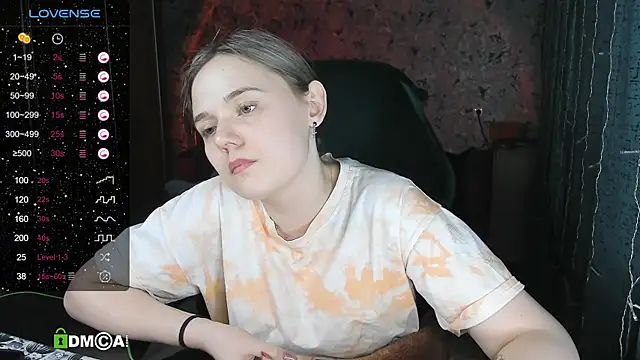 Snapshot of Your_small_bunny chatting on February 12, 2025, 2:21 pm Your small bunny online show from February 12, 2025, 2:21 pm