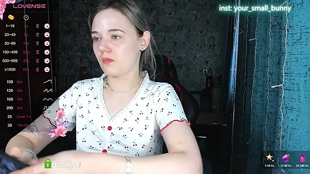 Snapshot of Your_small_bunny chatting on September 16, 2025, 2:12 am Your small bunny online show from September 16, 2025, 2:12 am