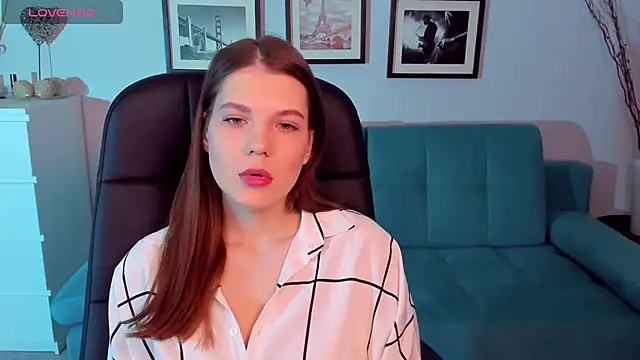 Snapshot of BellaSweetHeart chatting on March 7, 2025, 6:57 am BellaSweetHeart online show from March 7, 2025, 6:57 am