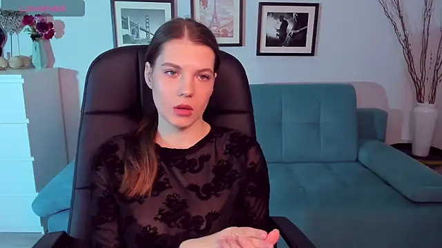 Snapshot of BellaSweetHeart chatting on March 9, 2025, 4:11 pm BellaSweetHeart online show from March 9, 2025, 4:11 pm