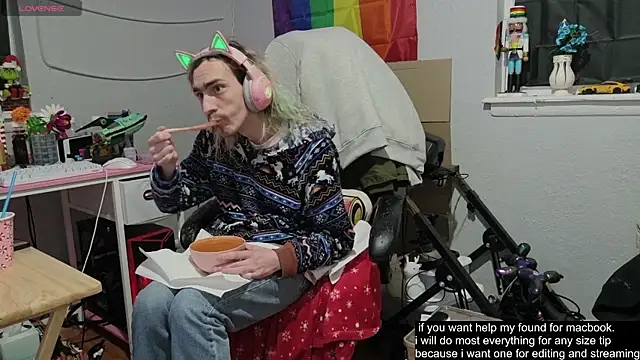 tallnerdyguy online show from December 3, 2025, 4:02 am