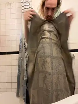 Snapshot of tallnerdyguy chatting on October 14, 2025, 9:58 pm tallnerdyguy online show from October 14, 2025, 9:58 pm