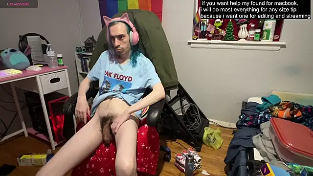 tallnerdyguy online show from March 15, 2025, 4:35 am