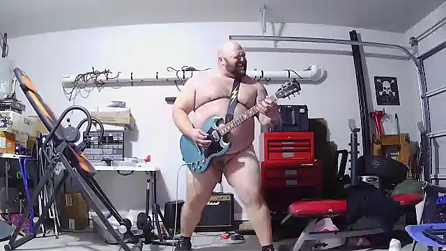 Snapshot of Strong_Bear89 chatting on February 23, 2026, 8:53 pm Strong Bear89 online show from February 23, 2026, 8:53 pm