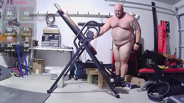 Strong Bear89 online show from April 7, 2026, 8:10 pm