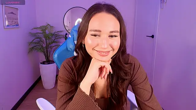 margeriTirell online show from September 27, 2025, 8:20 am