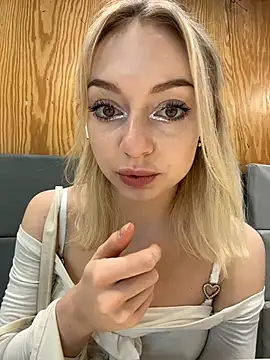 Snapshot of melissa_grr chatting on March 2, 2026, 11:50 am melissa grr online show from March 2, 2026, 11:50 am