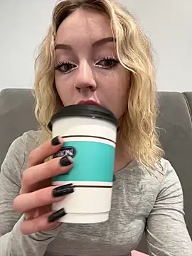 Snapshot of melissa_grr chatting on February 11, 2026, 11:54 am melissa grr online show from February 11, 2026, 11:54 am