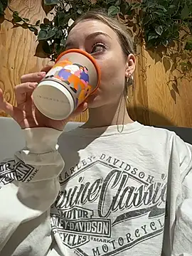 Snapshot of melissa_grr chatting on February 27, 2026, 11:54 am melissa grr online show from February 27, 2026, 11:54 am