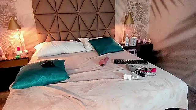 shaidyscott online show from September 27, 2025, 3:23 am