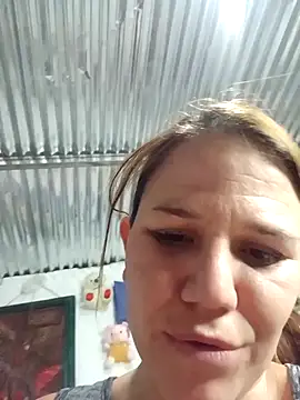 Snapshot of EvelyneClark chatting on January 28, 2025, 12:47 am EvelyneClark online show from January 28, 2025, 12:47 am