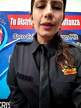 Snapshot of Alysson-- chatting on September 23, 2025, 2:02 pm Alysson-- online show from September 23, 2025, 2:02 pm