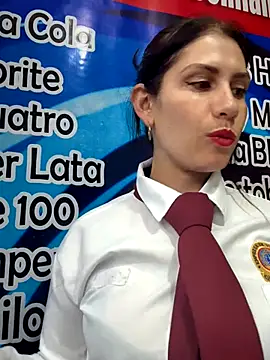 Alysson-- online show from November 18, 2025, 12:41 pm