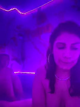 Snapshot of Alysson-- chatting on October 26, 2025, 6:58 am Alysson-- online show from October 26, 2025, 6:58 am