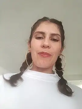 Alysson-- online show from February 17, 2025, 7:33 pm