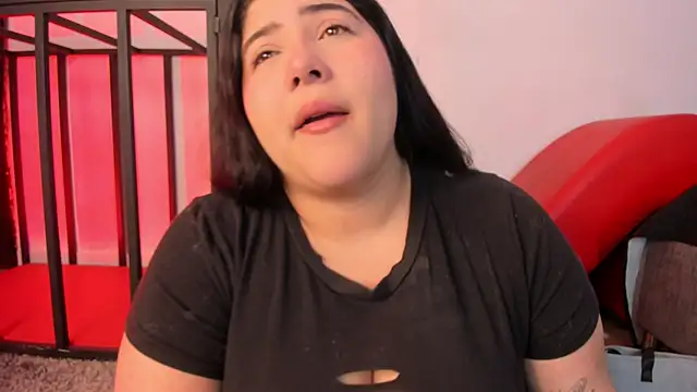 AmberiniHoffman online show from December 2, 2025, 11:45 am